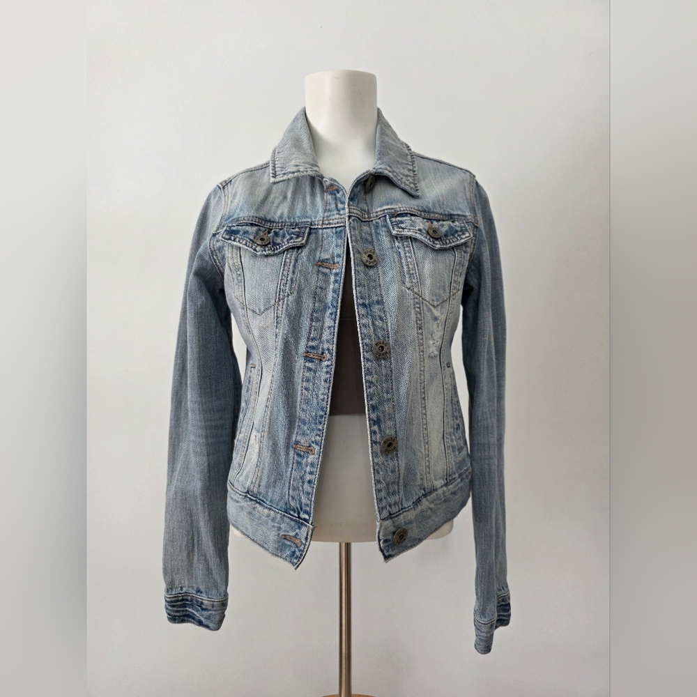Mudd Light Wash Denim Jacket Size M